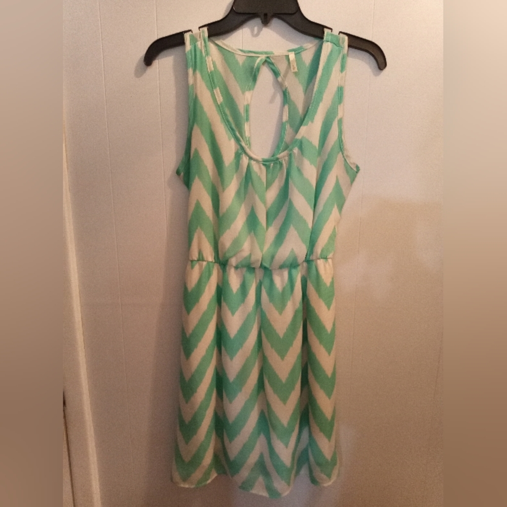 Point Women's Teal And White Dress Size Medium